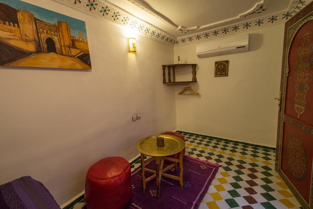 Dar Chrif Idrissi Hotel Фес Стая снимка